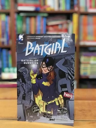 Batgirl Vol. 1: Batgirl of Burnside (The New 52) Paperback – Illustrat