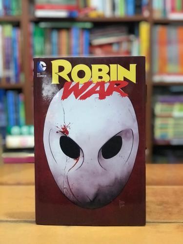 Robin War Hardcover